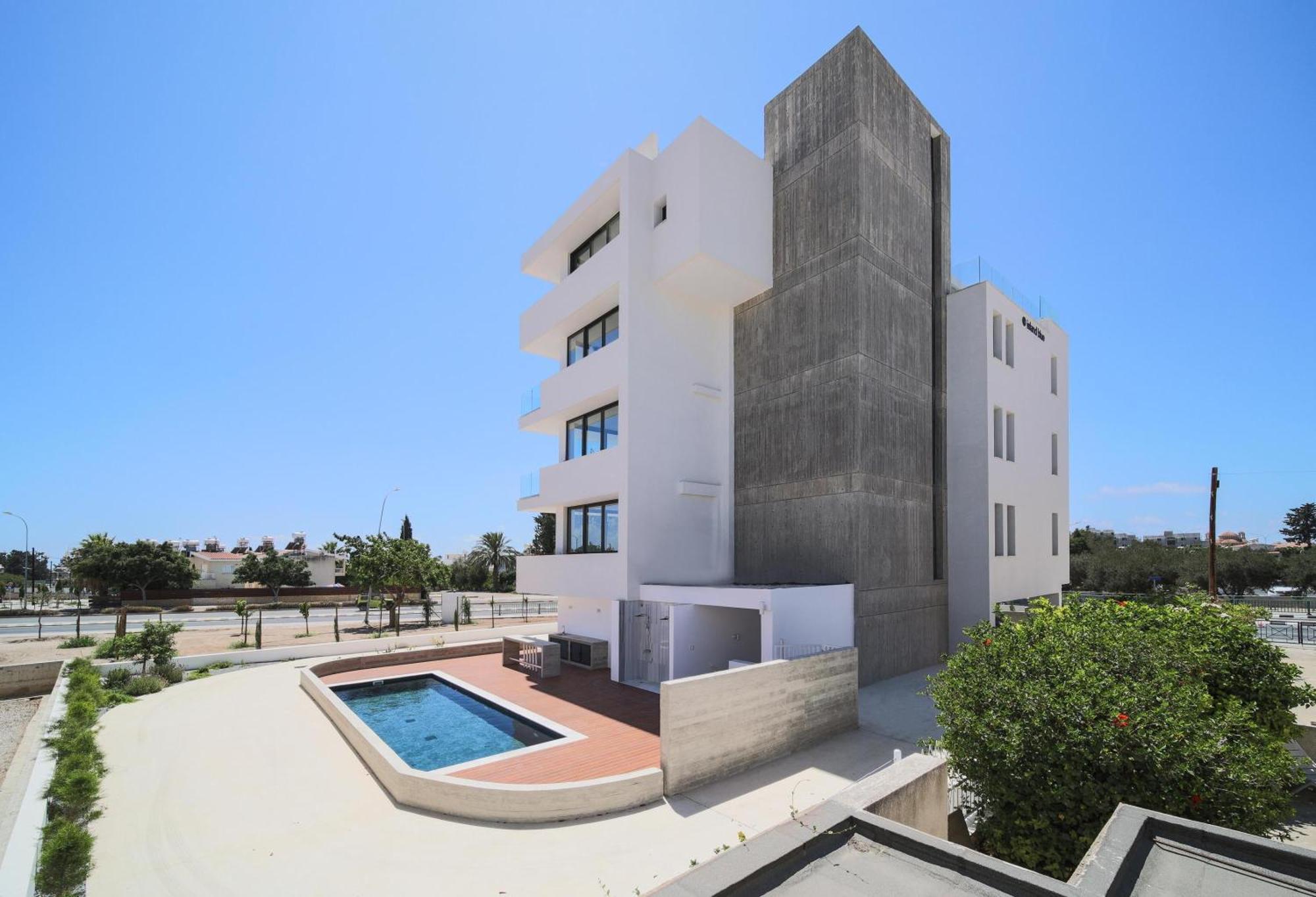 Emerald 102 2 Bed Appartement *